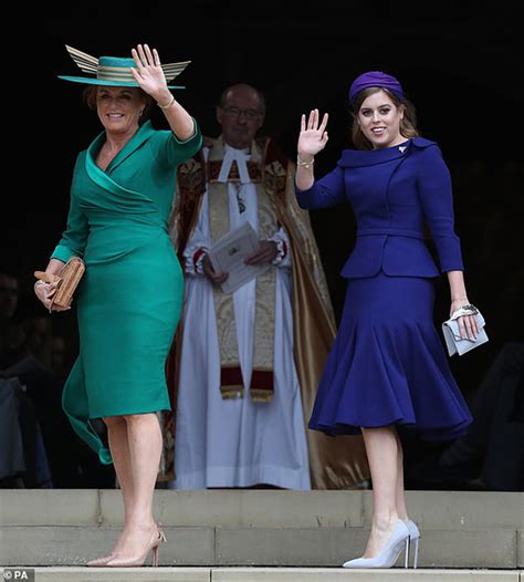 We did not find results for: Os looks das convidadas do casamento da princesa Eugenie ...