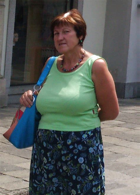 nice big busty candid mature in green 11 11