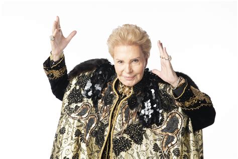 With Mucho Mucho Amor Astrologer Walter Mercado Is Laid To Rest At