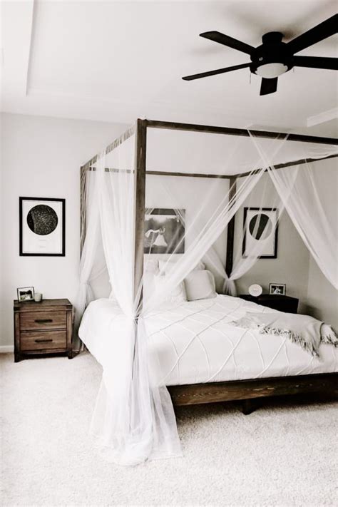 Everything ties together when it comes to decorating small bedrooms from the amount of furniture, the color of the walls, the windows, and. Charming But Cheap Bedroom Decorating Ideas • The Budget ...