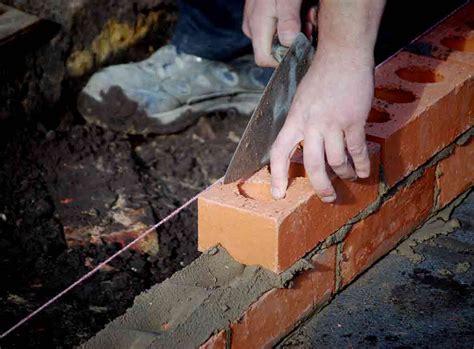 How To Build A Brick Wall Step By Step Checkatrade