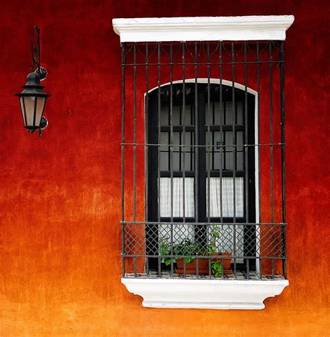 Antigua Guatemala Con Imágenes Ventanas Coloniales Fachadas De