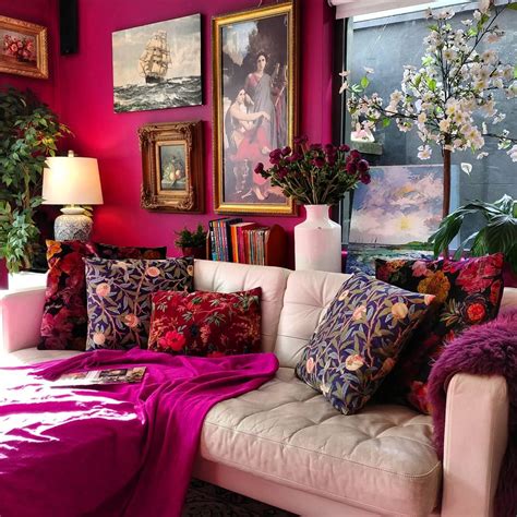 Heres Why Full Maximalist Is 2019s Hottest Interior Decor Trend