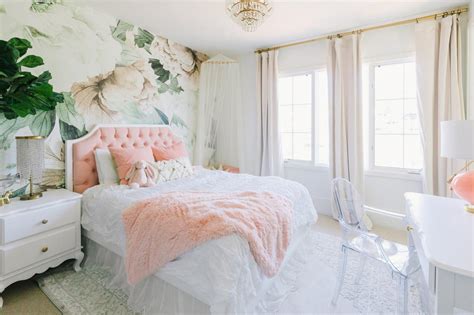 The Best Bedroom With Modern Floral Wallpaper Best Home Design