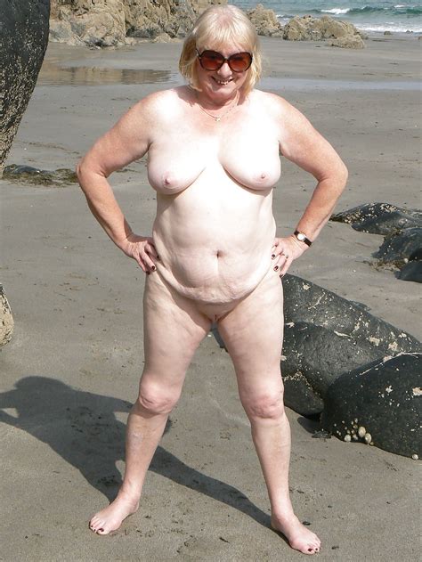 Blonde Naked Granny At The Beach Porn Pictures