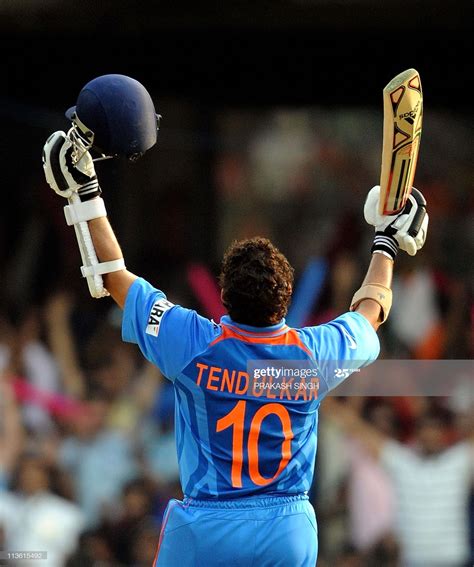 News Photo India Cricketer Sachin Tendulkar Raises His Bat Cricket