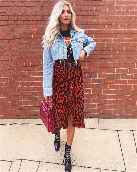 Red Leopard Skirt In 2020 With Images Skirt Outfits Summer Printed
