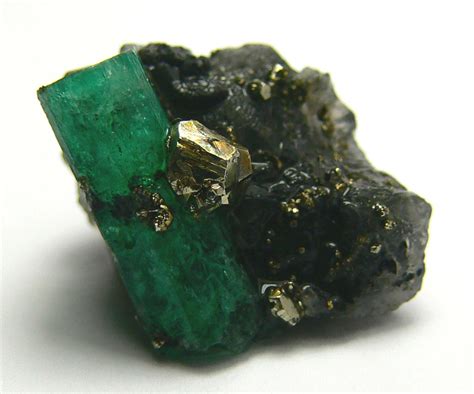 Jr Colombian Emeralds Cleopatras Emeralds And The Worlds Largest