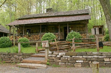 The Village The Museum Of Appalachia Appalachia Cabins And