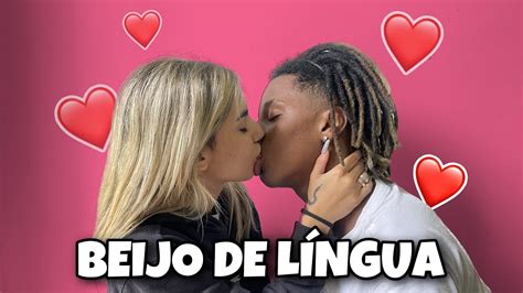 Kiss Challenge Com Meu Namorado Rolou Beijo De LÍngua 😛 Youtube