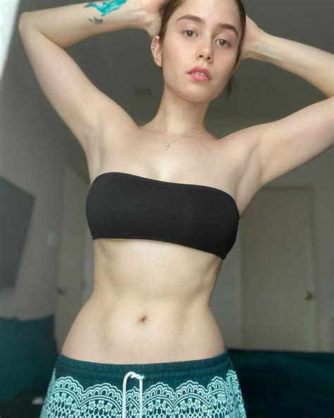 Jessy Mendiola Everybody Comment Your Babe With Nice Pits Babe Stare