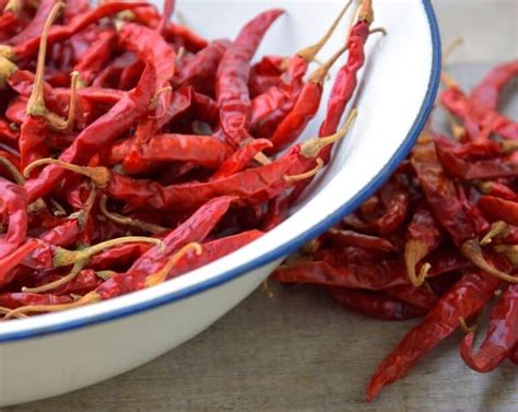 How To Dry Chillies Liana S Kitchen