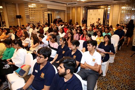 D Y Patil International School Worli Hosts Career Fair To Help