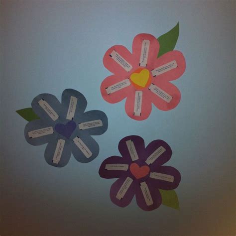 Fortune Flowers Glue Fortune Cookie Fortunes Onto Construction Paper