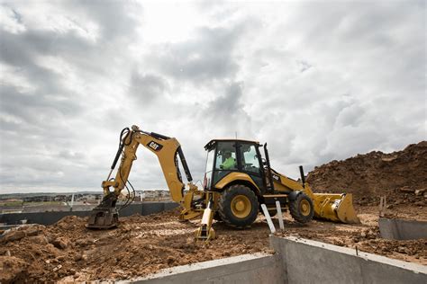 New Cat 440 And 450 Backhoe Loaders Deliver Performance And Comfort To