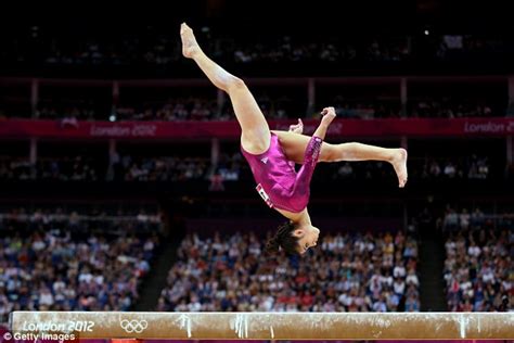 Olympic Gold Medal Winning Gymnast Aly Raisman Flaunts Her Flexible