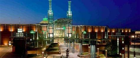 Das hotel residenz oberhausen in der oberhausener innenstadt bietet ihnen große zimmer ab 25 qm ab € 62. Kerstmarkt in winkelcentrum CentrO Oberhausen