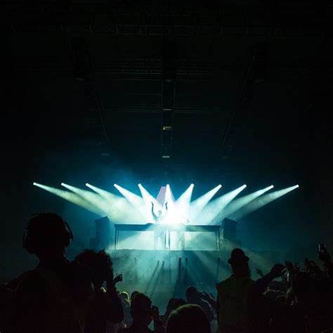Concert Light Natural Phenomenon Group Of People Dance Stage Light Lights Positive