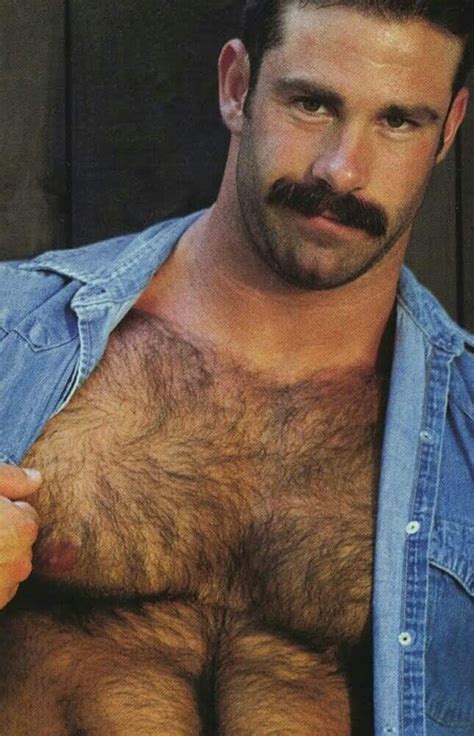 Pin By Mauro Luercio On Lindos Sexy Bearded Men Moustaches Men Hairy Chested Men