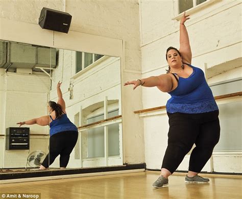 Fat Girl Dancing S Whitney Thore Hates Nothing About Her St Body Daily Mail Online