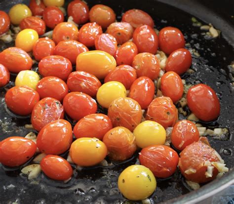 Skillet Summer Pasta With Burst Cherry Tomatoes And Lemony Breadcrumbs