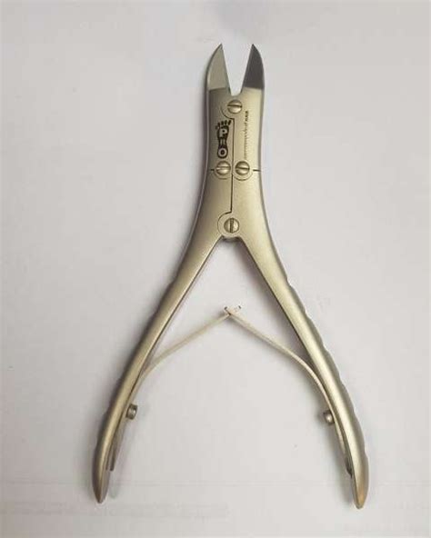 double action nail nippers