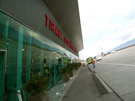 Airport Tirana Albania Миратерра
