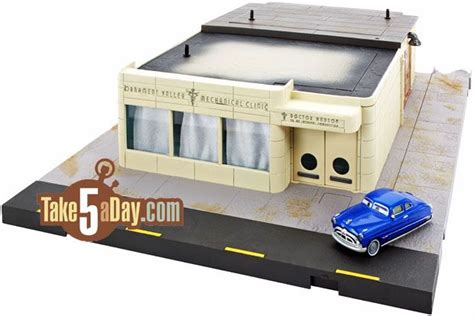 Mattel Disney Pixar Cars Precision Series Doc Hudsons Ornament Valley