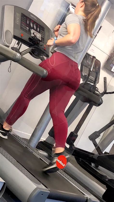 Massive Pawg Ass Shaking On Treadmill Slow Mo Vid Spandex