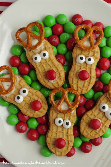 Nutter butter cookies make up the bodies of these little helpers, but you can decorate them differently to create holiday characters of your own! 15 of the Best Winter Cookie Recipes