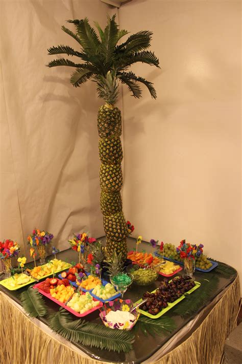 Pineapple Palm Treefresh Fruit Display Pineapple Palm Tree Party
