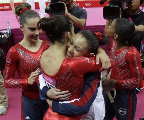 Us Gymnastics Takes Gold In Womens Team Final Olympic Gymnastics Female Gymnast Gymnastics
