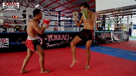 saenchai muay thai sparring at the new yokkao training center bangkok best muay thai camp