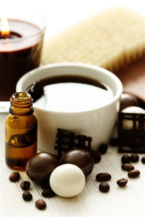 I believe that caffeine could cause hair loss. Coffee Bean Oil - Does Caffeine Help Hair Grow? 2021 ...