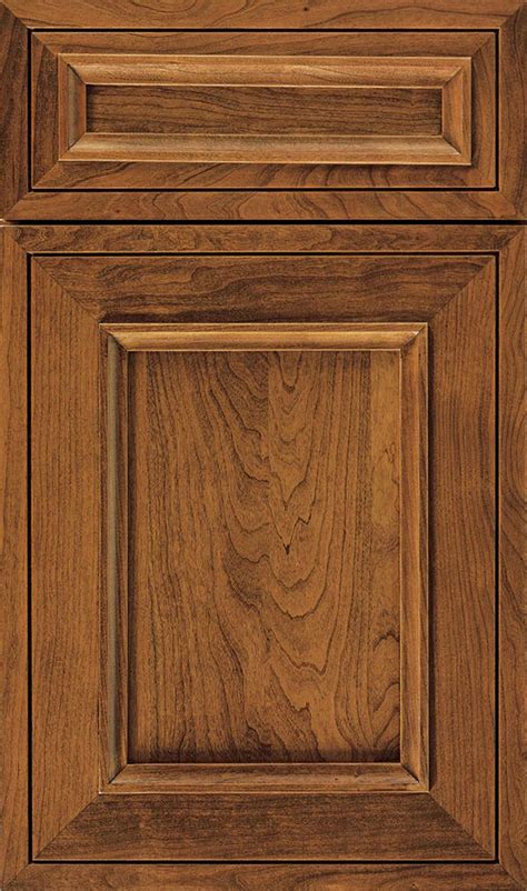 A recessed back panel on a cabinet incoporates plywood framing around a thinner inset plywood panel. Altmann Recessed Panel Cabinet Doors - Decora