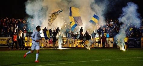 Gelbe karte (lok leipzig) r. SSV Markranstädt vs. 1. FC Lok Leipzig: Die Loksche ...