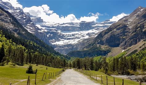 The Best Hiking And Sights In The Pyrenees Gallivanting Laura