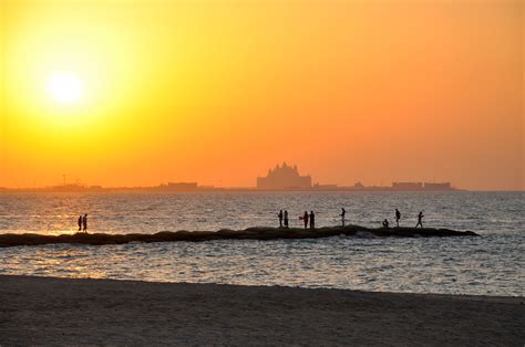 Sunset At The Beach In Dubai United Arab Emirates Uae Image Free