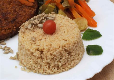 Pour préparer des couscous, taboulés, accompagnements. Semoule de couscous