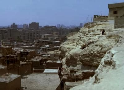 اعرفوا أهم مسلسلات يحيى الفخراني. صورة 15 من فيلم الذل - الدهليز - قاعدة بيانات السينما ...