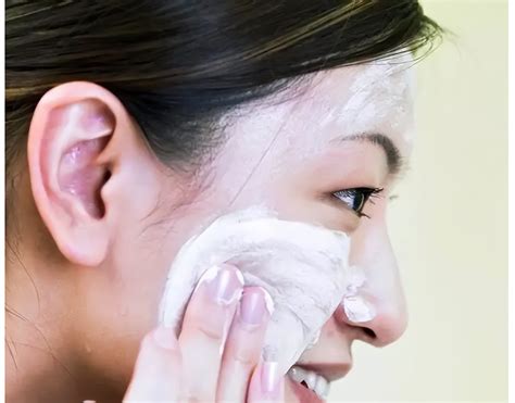 Do You Really Wash Your Facethese 6 Common Face Washing Mistakes