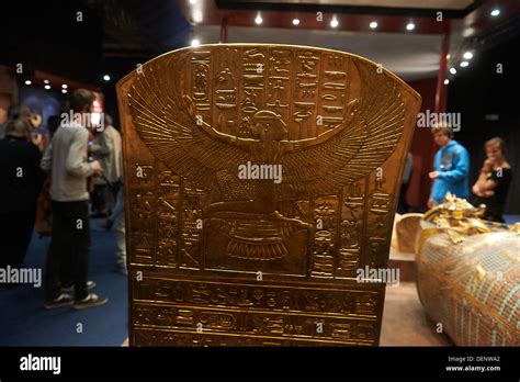 Tutankhamun King Tut His Tomb And His Treasures Stock Photo Alamy