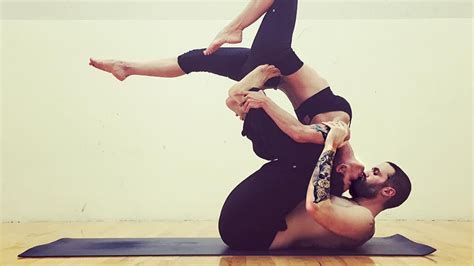 In this article, we will cover yoga poses for two people from beginner level through to advanced, so whether you're a. 61 Amazing Couples Yoga Poses That Will Motivate You Today ...