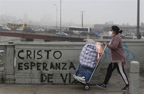 La policía nacional del perú continúa supervisando que la ciudadanía cumpla con las medidas restrictivas dispuestas por. Desaparecen más de 900 mujeres en Perú durante la ...