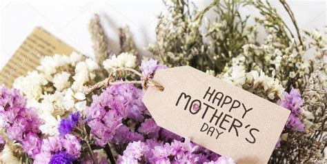 2020 року це буде 10 травня. День матері 2019 - Історія і традиції Дня матері в Україні