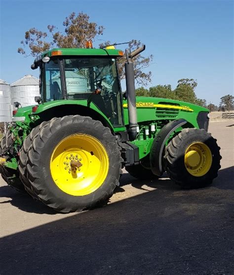 John Deere 7720 Tractor Excellent Condition Machinery