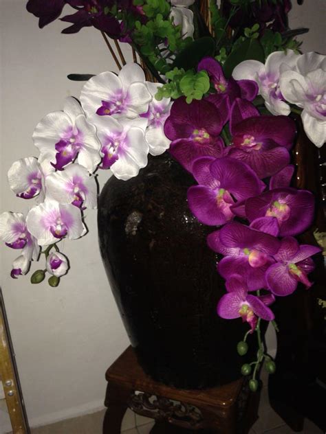Akar ini sangat cantik untuk dijadikan hiasan di dalam rumah. 20+ Koleski Terbaru Gubahan Bunga Orkid Dalam Pasu Besar ...