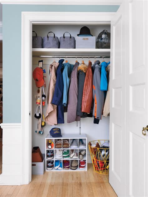 Organizing your home, especially the closets, results in a euphoric feeling. 10 Secrets Only Professional Closet Organizers Know | Real ...