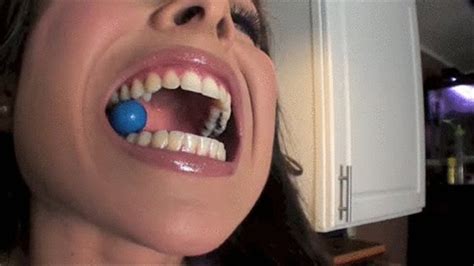 Mm Vore Play Wmv The Laughing Latina Clips4sale