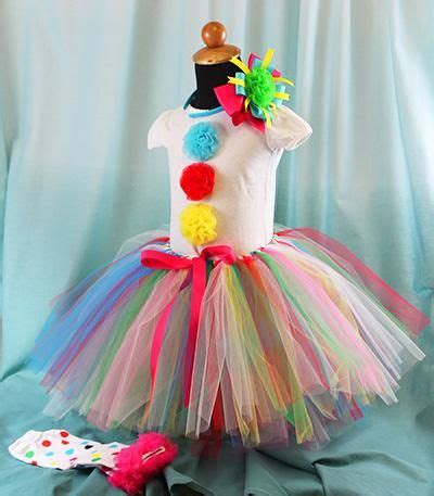 Growing up, my memories of the circus revolved around awe and wonder. DIY Clown Costume | Clown costume diy, Clown dress, Cute clown costume